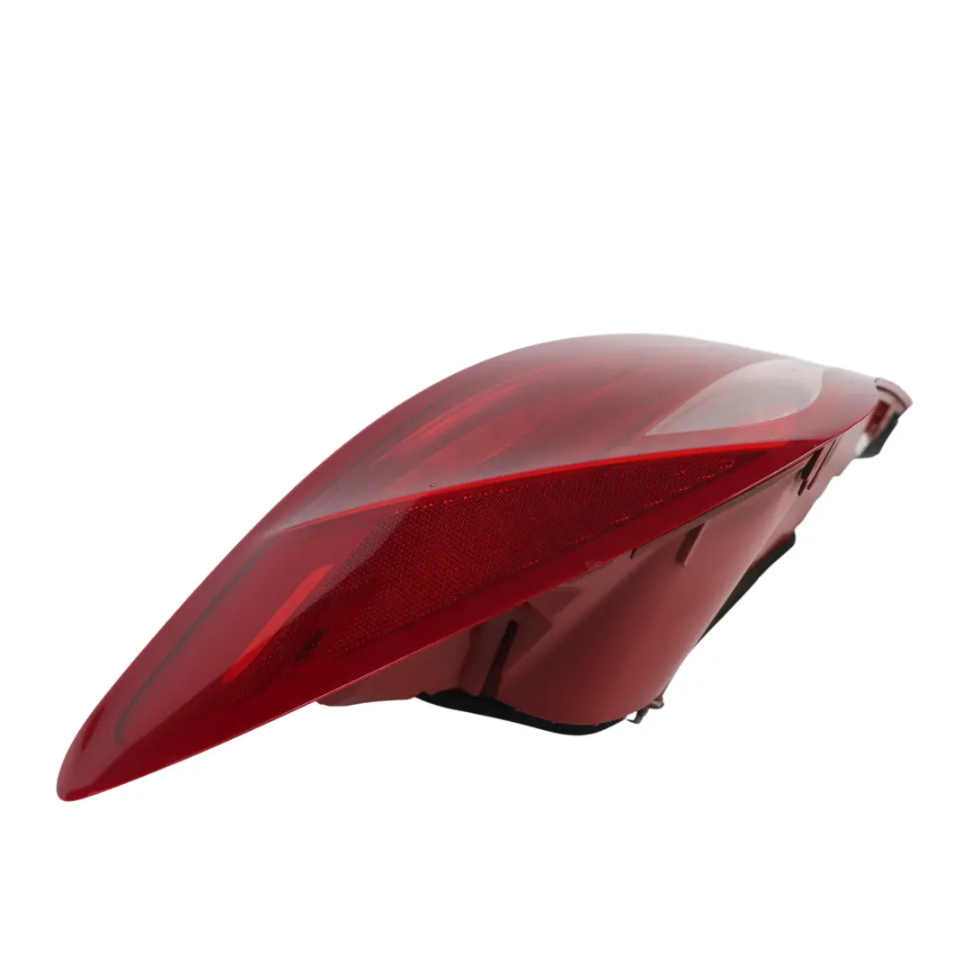 Feu Arrière LED Gauche pour Mercedes C117 à propos du numéro de pièce A1179062500 Mercedes C117 Feu Arrière LED Gauche - SKU A1179062500 - Numéro de pièce A1179062500