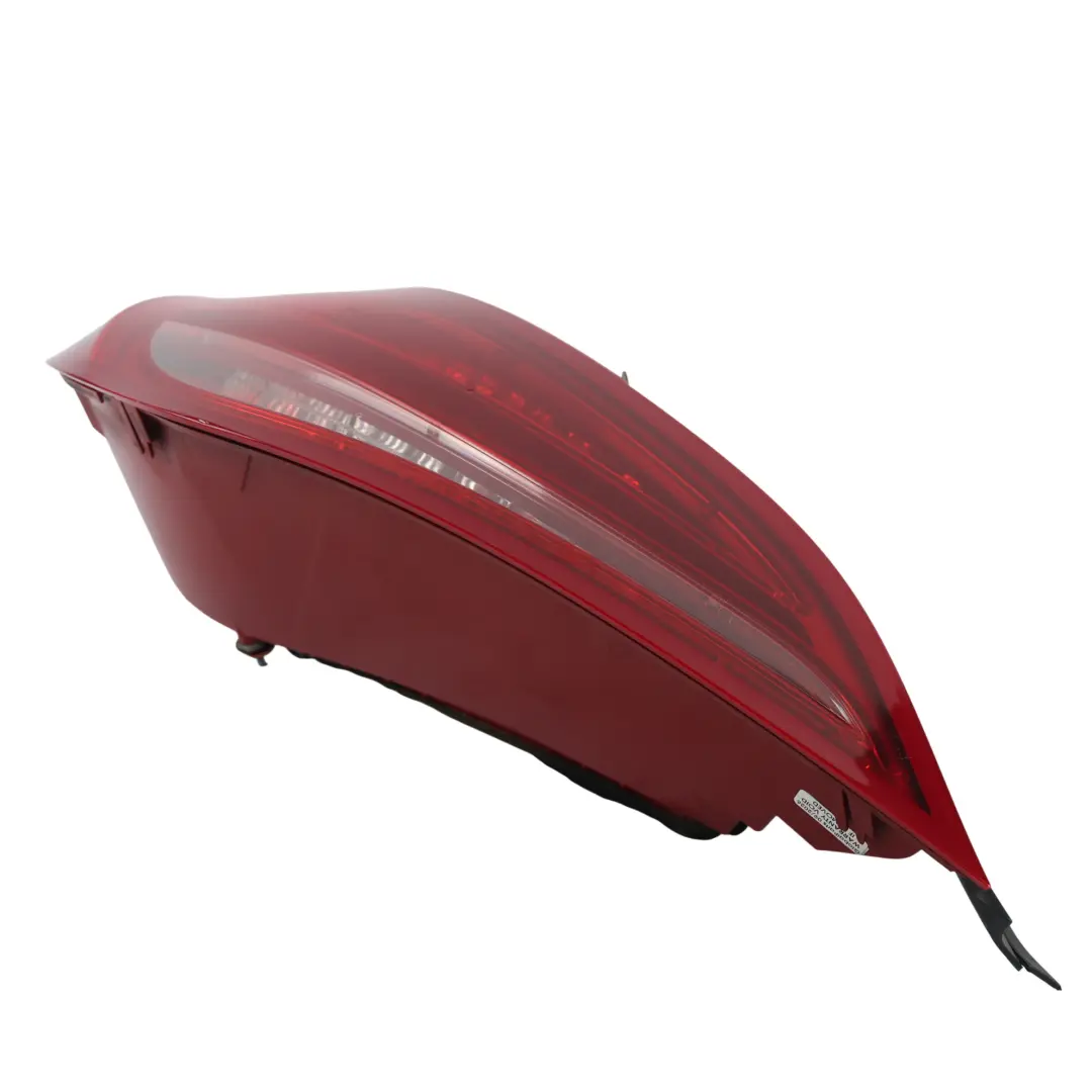 Feu Arrière LED Gauche pour Mercedes C117 à propos du numéro de pièce A1179062500 Mercedes C117 Feu Arrière LED Gauche - SKU A1179062500 - Numéro de pièce A1179062500