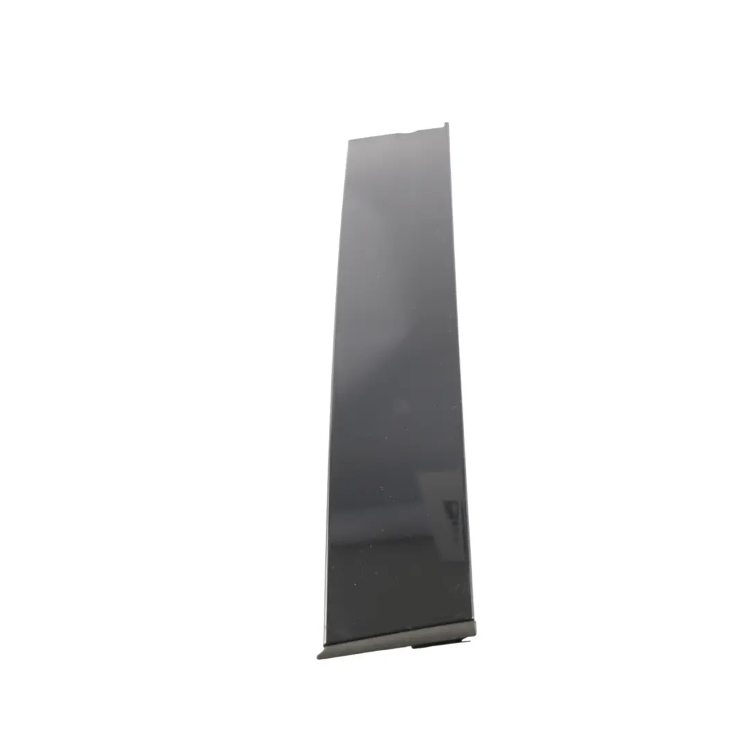 garniture Moulure Pilier Vitre Porte Arrière Droit pour Mercedes GL X164 à propos du numéro de pièce A1646901287 Mercedes GL X164 garniture Moulure Pilier Vitre Porte Arrière Droit - SKU A1646901287 - Numéro de pièce A1646901287