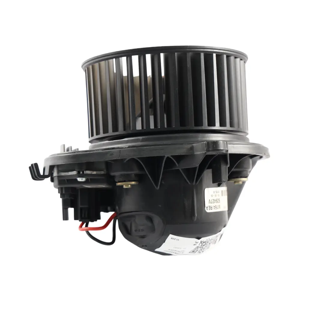 Silnik Dmuchawy Klimatyzacji do Mercedes W251 o numerze A1648350107 Mercedes W251 Silnik Dmuchawy Klimatyzacji - SKU A1648350107 - Numer Części A1648350107