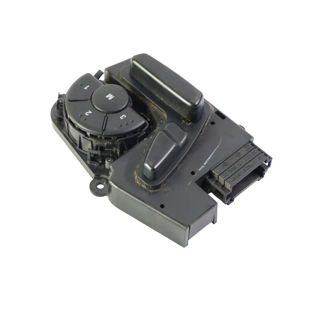Mercedes ML W164 Panneau de Commutateur Droit Siège Avant Réglable - SKU A1648704410 - Numéro de pièce A1648704410