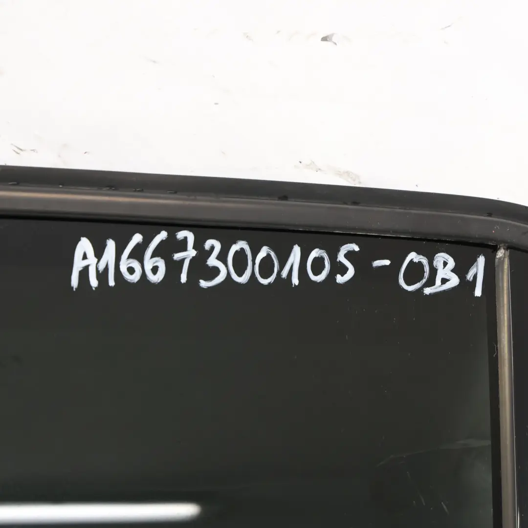 Mercedes ML W166 Tür Hinten Links Obsidian Schwarz Metallic - 197 - SKU A1667300105-OB1 - Teilenummer A1667300105
