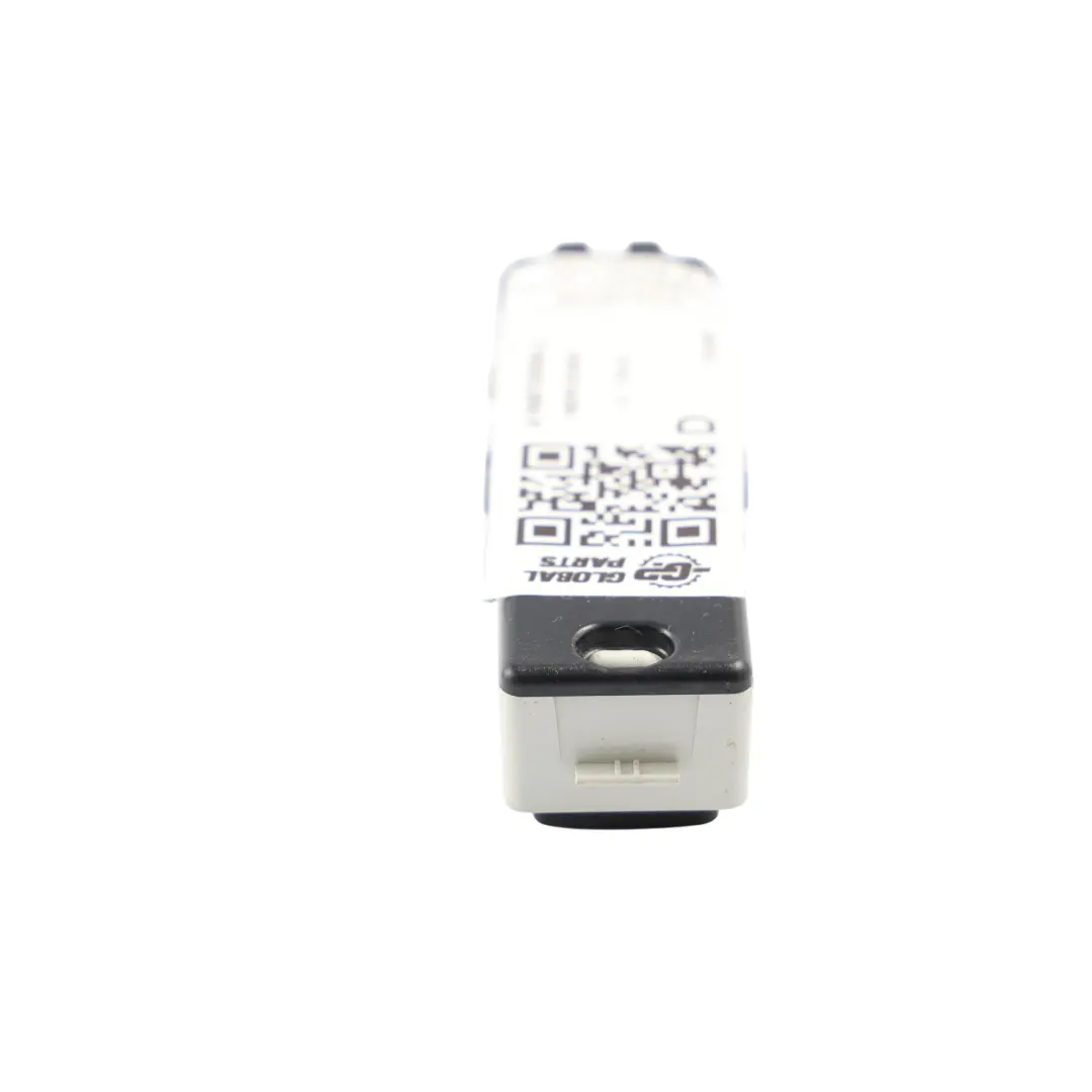 Dachhaltegriff Licht Hinten Links Schwarz für Mercedes GLC X253 mit Teilenummer A1668100554 Mercedes GLC X253 Dachhaltegriff Licht Hinten Links Schwarz - SKU A1668100554-2 - Teilenummer A1668100554