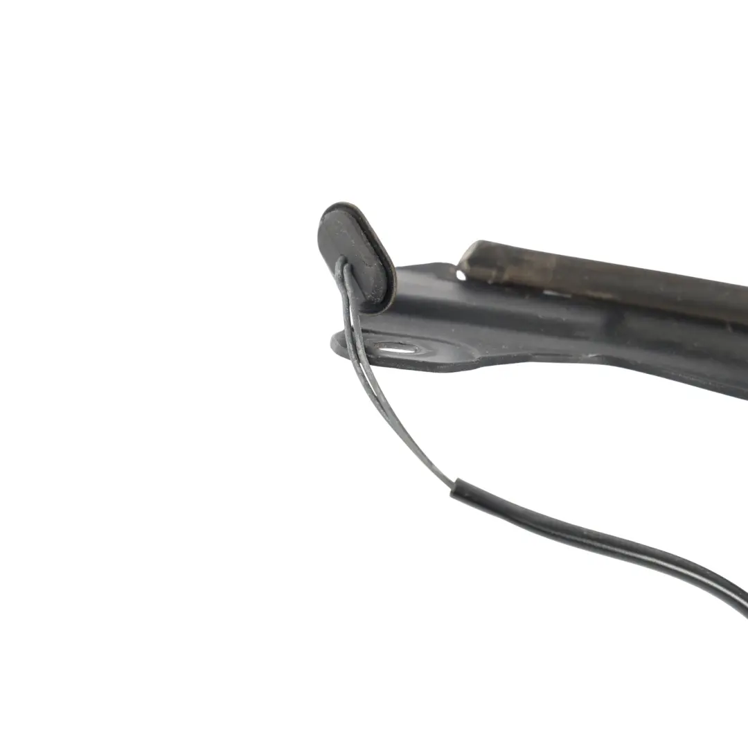 Sensore di posizione del portellone posteriore destro per Mercedes W166 con numero di parte A1668701051 Mercedes W166 Sensore di posizione del portellone posteriore destro - SKU A1668701051 - Numero di parte A1668701051