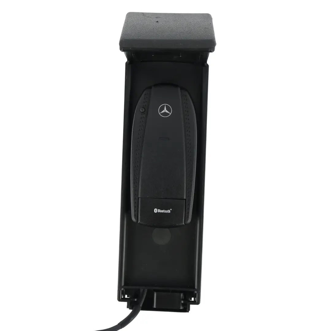 Schowek Konsoli Adapter Bluetooth do Mercedes W169 W245 o numerze A1696800035 Mercedes W169 W245 Schowek Konsoli Adapter Bluetooth - SKU A1696800035-1 - Numer Części A1696800035