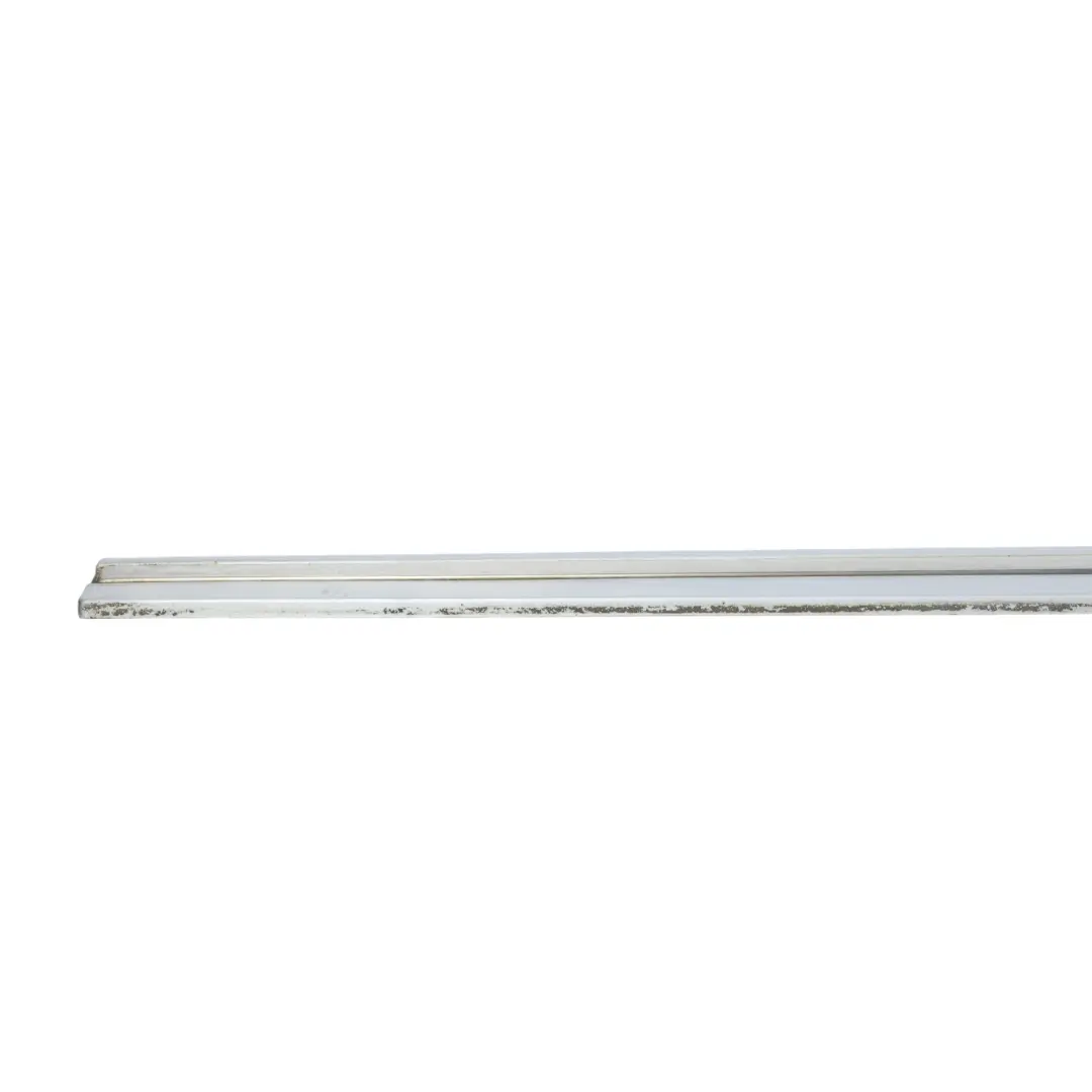 Mercedes W245 Moldura Puerta Trasera Derecha Plata Polar 761 - SKU A1696983862-PLS - Número de pieza A1696983862