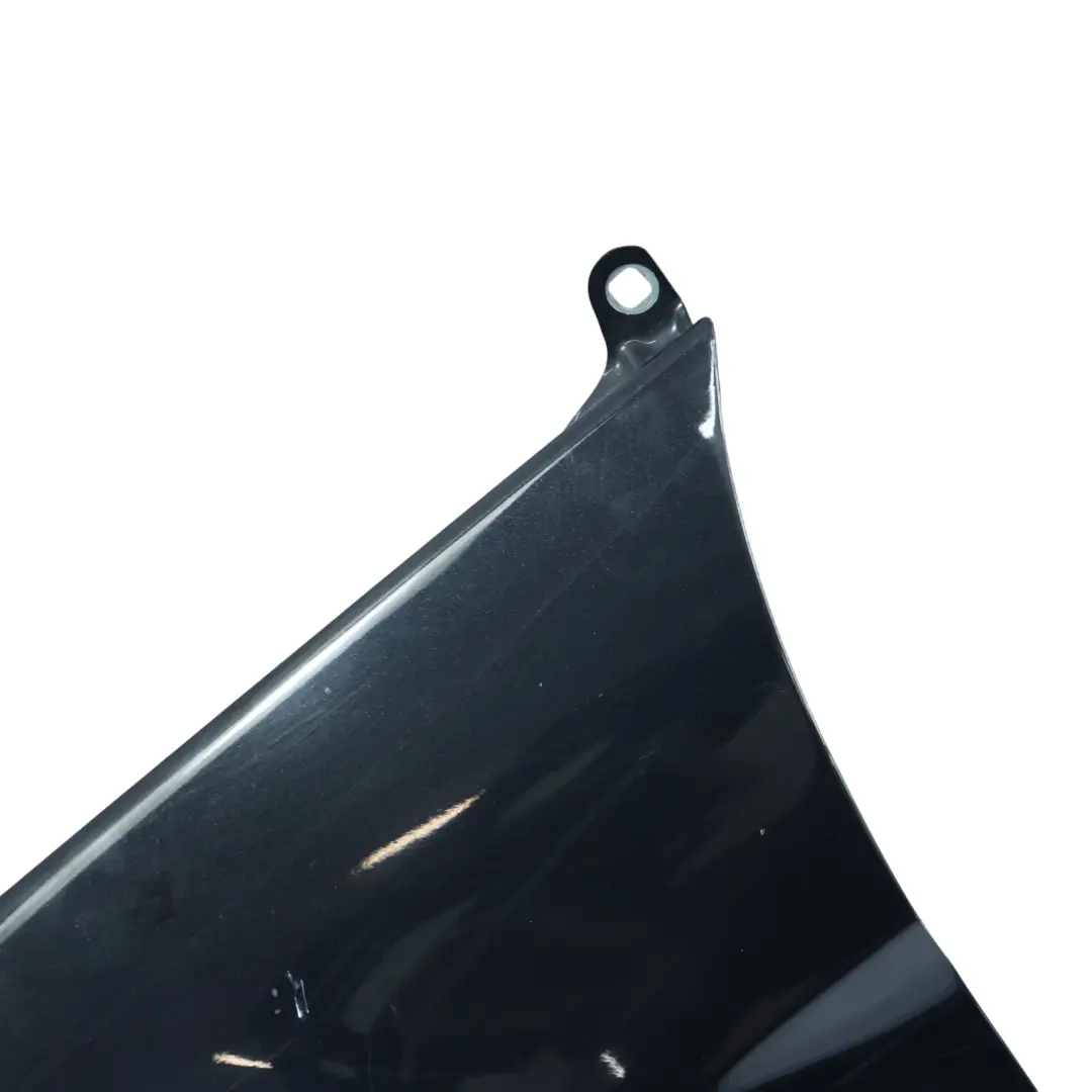 Pannello laterale parafango anteriore sinistro Cosmic Black - 191 per Mercedes W245 con numero di parte A1698800718 Mercedes W245 Pannello laterale parafango anteriore sinistro Cosmic Black - 191 - SKU A1698800918-KB - Numero di parte A1698800718