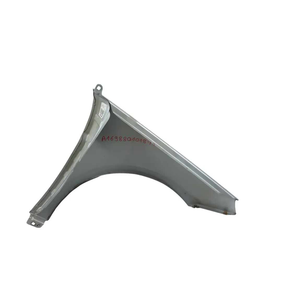 Kotflügel Vorne Links Polarsilber Metallic - 761 für Mercedes W245 mit Teilenummer A1698800918 Mercedes W245 Kotflügel Vorne Links Polarsilber Metallic - 761 - SKU A1698800918-PLS - Teilenummer A1698800918