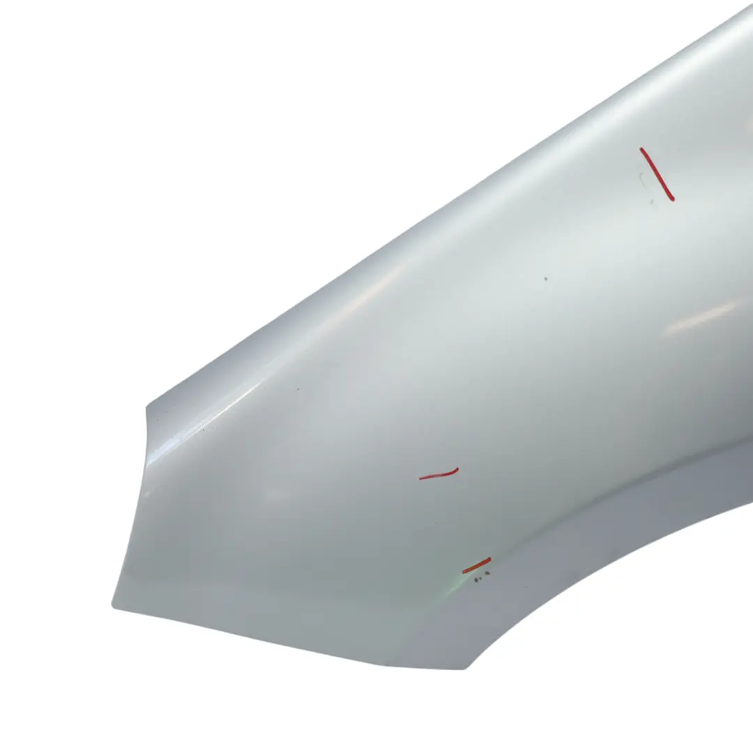 Kotflügel Vorne Links Polarsilber Metallic - 761 für Mercedes W245 mit Teilenummer A1698800918 Mercedes W245 Kotflügel Vorne Links Polarsilber Metallic - 761 - SKU A1698800918-PLS - Teilenummer A1698800918