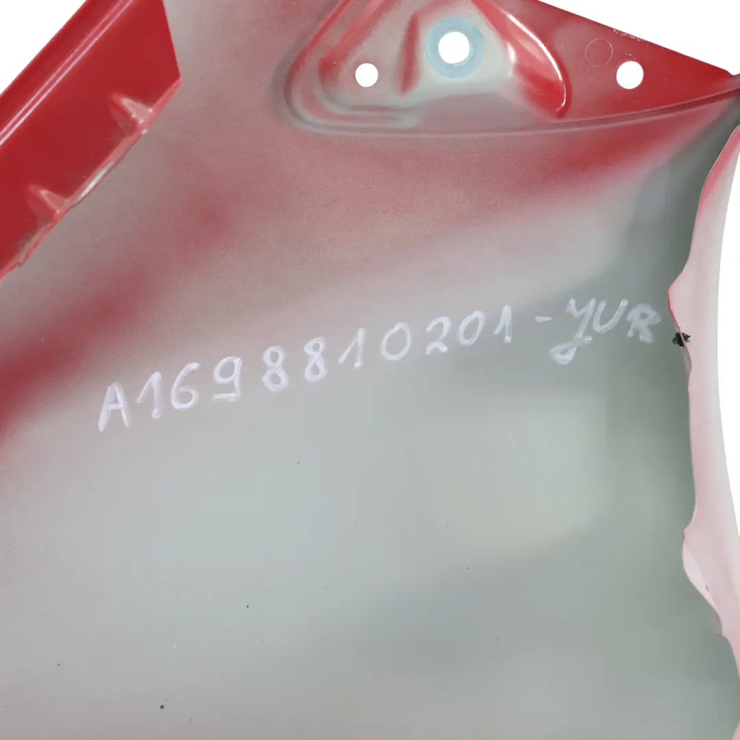 Mercedes W169 Parafango Anteriore Destro Rosso Jupiter 589 - SKU A1698810201-JUR - Numero di parte A1698810201