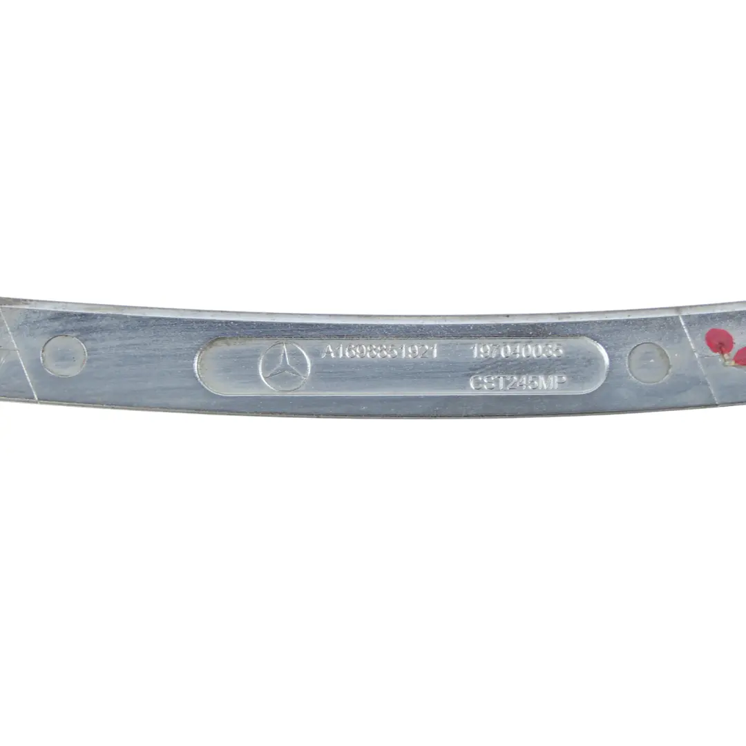 Class W245 Listwa Chromowana Zderzaka Tylnego Lewa do Mercedes B o numerze A1698851921 Mercedes B Class W245 Listwa Chromowana Zderzaka Tylnego Lewa - SKU A1698851921-1 - Numer Części A1698851921