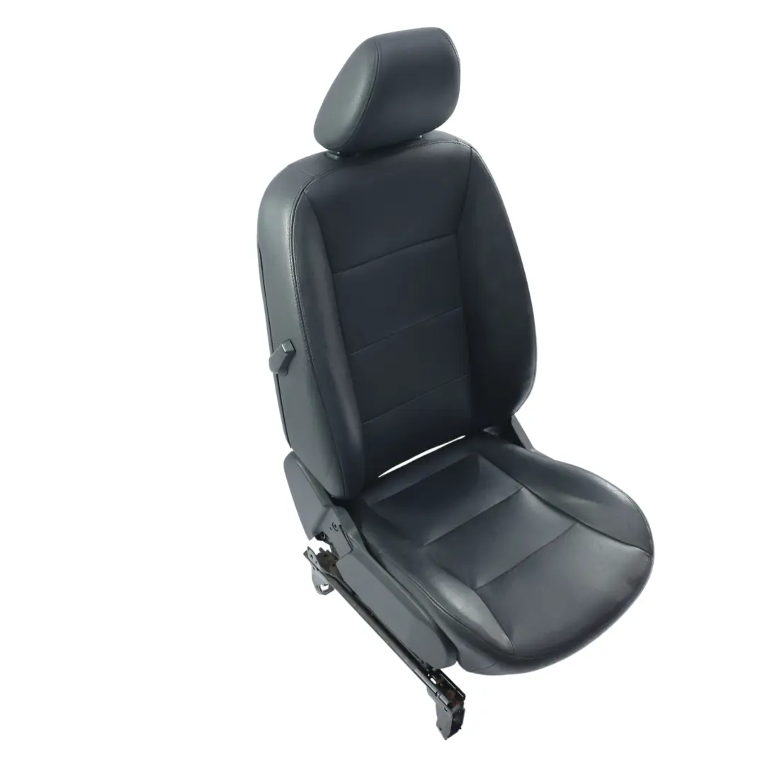 Fotel Przedni Lewy Elektryczny Podgrzewany Skóra Nappa Czarny do Mercedes W245 o numerze A1699103747 Mercedes W245 Fotel Przedni Lewy Elektryczny Podgrzewany Skóra Nappa Czarny - SKU A1699103747-7 - Numer Części A1699103747