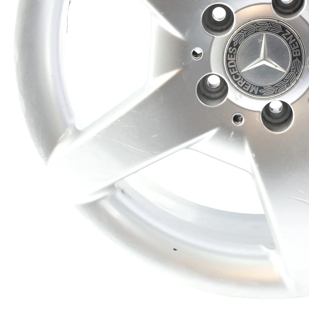 Llanta aleación plateada Mercedes R171 AMG 17" 7,5J ET:37 5-Hole para con número de pieza A1714011402 Llanta aleación plateada Mercedes R171 AMG 17" 7,5J ET:37 5-Hole - SKU A1714011402-2 - Número de pieza A1714011402