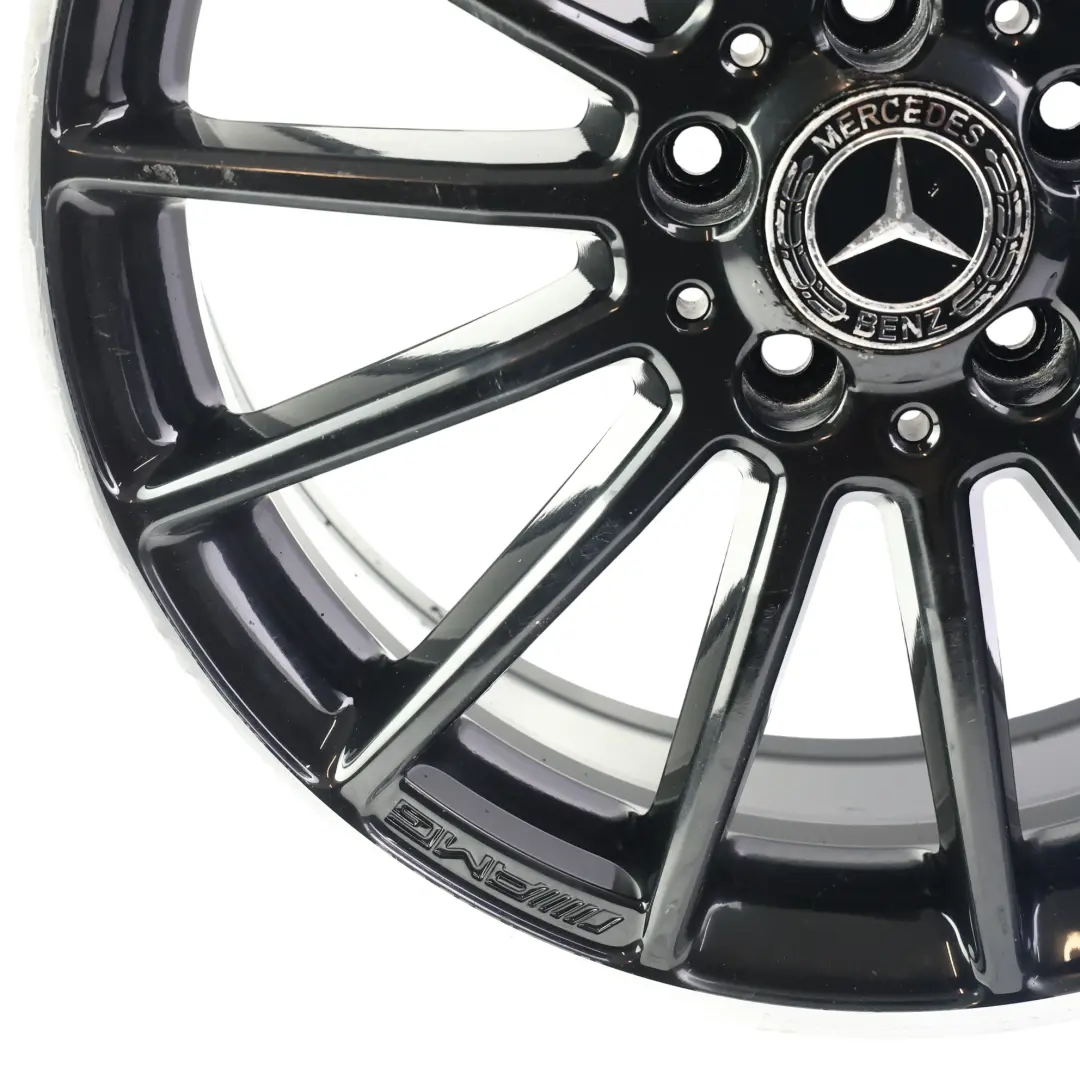 Felga Aluminiowa AMG 18" 8J do Mercedes W204 o numerze A1764010200 Mercedes W204 Felga Aluminiowa AMG 18" 8J - SKU A1764010200-1 - Numer Części A1764010200
