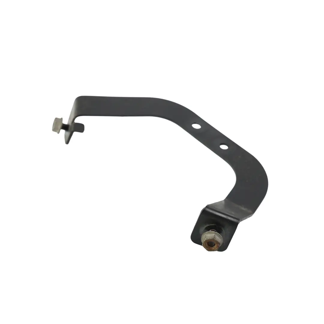 Mercedes C117 W176 Uchwyt Klaksonu M133 - SKU A1765200441 - Numer Części A1765200441