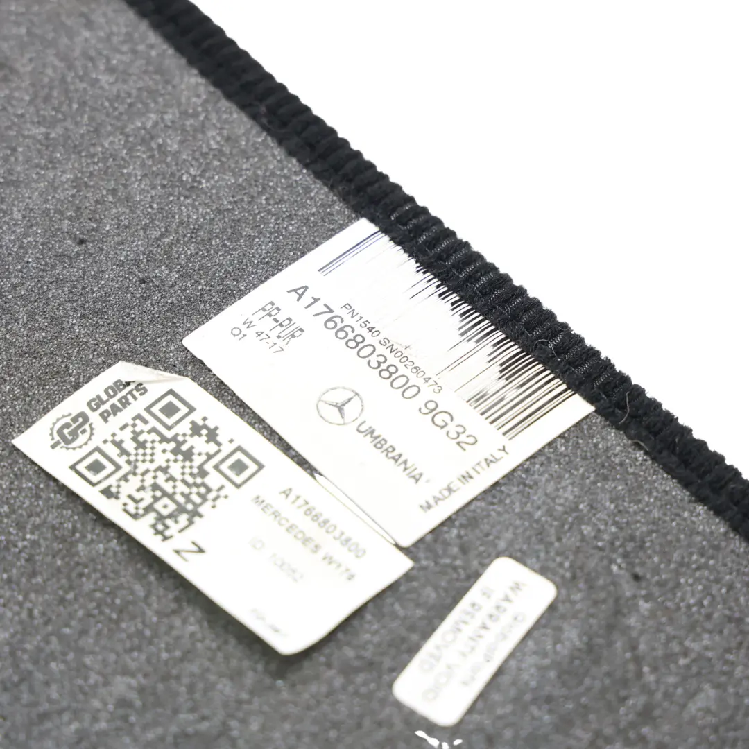 Bodenteppich Verkleidung Hinten Links für Mercedes W176 mit Teilenummer A1766803800 Mercedes W176 Bodenteppich Verkleidung Hinten Links - SKU A1766803800 - Teilenummer A1766803800
