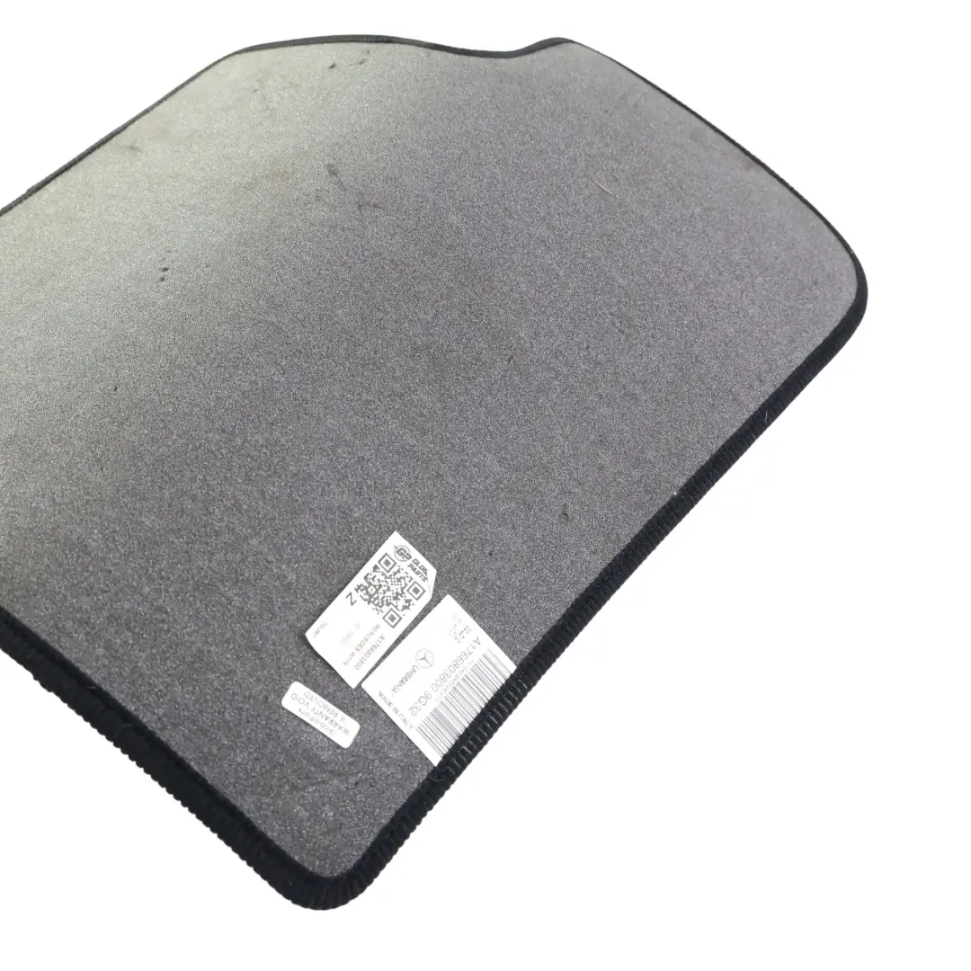 Mercedes W176 Moquette de Sol Arrière Gauche - SKU A1766803800 - Numéro de pièce A1766803800