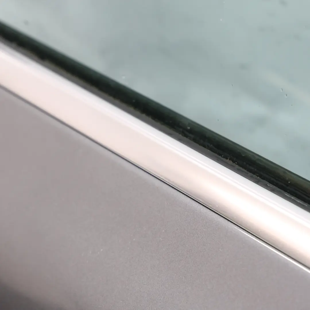Drzwi Przednie Lewe Mountain Grey Metallic 787 do Mercedes W176 A-Class o numerze A1767200105 Mercedes W176 A-Class Drzwi Przednie Lewe Mountain Grey Metallic 787 - SKU A1767200105-MG - Numer Części A1767200105