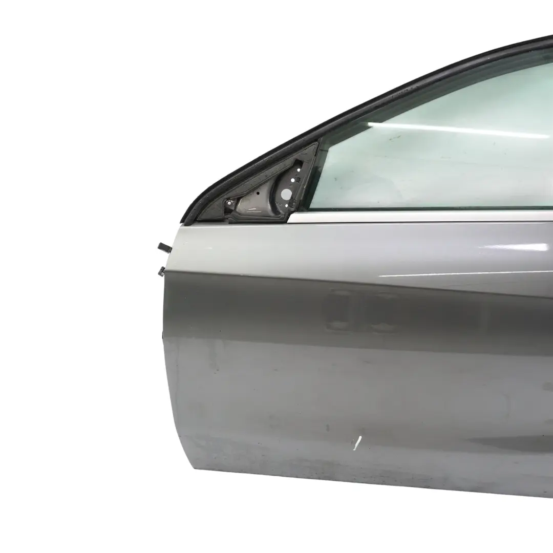 Gauche Classe A Gris Montagne Métallisé 787 pour Mercedes W176 Porte Avant à propos du numéro de pièce A1767200105 Mercedes W176 Porte Avant Gauche Classe A Gris Montagne Métallisé 787 - SKU A1767200105-MG - Numéro de pièce A1767200105