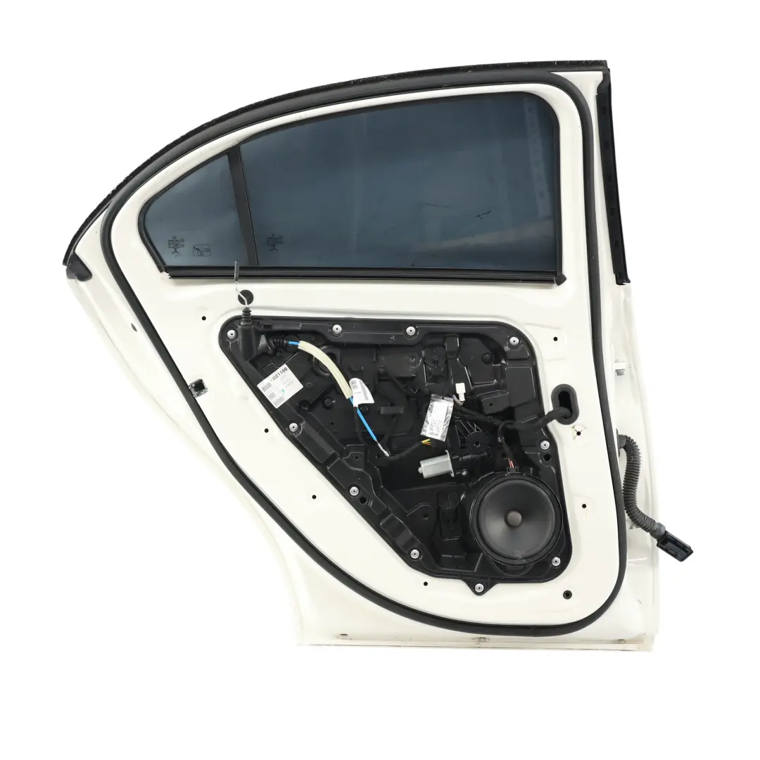Tür Hinten Links Calcit Weiß für Mercedes W176 mit Teilenummer A1767300105 Mercedes W176 Tür Hinten Links Calcit Weiß - SKU A1767300105-CW1 - Teilenummer A1767300105