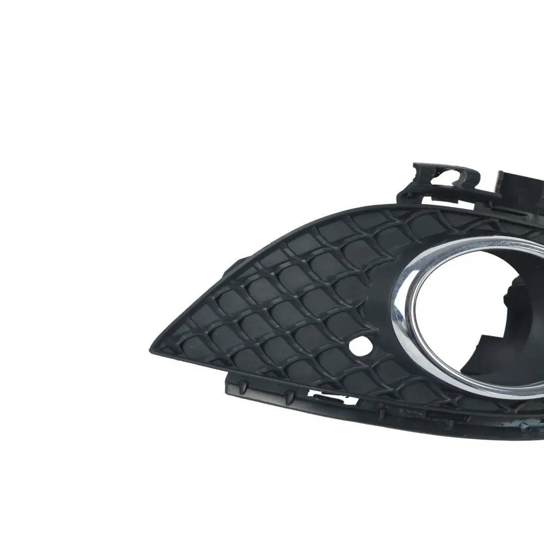 Mercedes W176 Parachoques Rejilla Antinieblas Cubierta Derecha - SKU A1768850622 - Número de pieza A1768850622