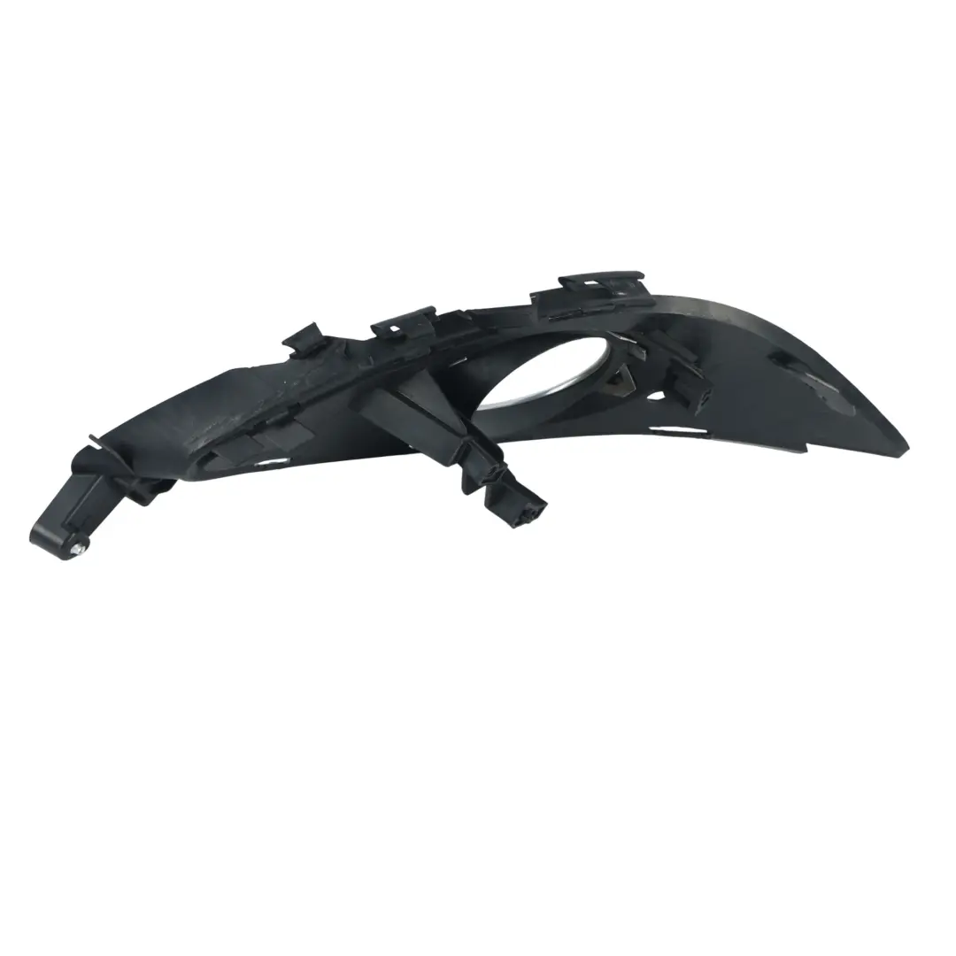 Nebelscheinwerfer Gitter Abdeckung Vorne Rechts für Mercedes W176 mit Teilenummer A1768850622 Mercedes W176 Nebelscheinwerfer Gitter Abdeckung Vorne Rechts - SKU A1768850622 - Teilenummer A1768850622