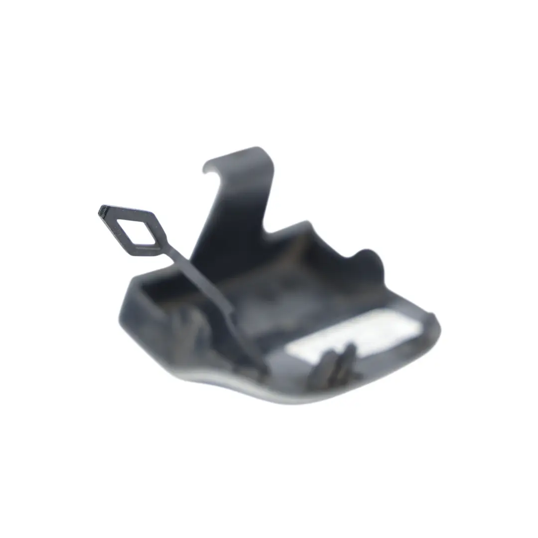 Mercedes W176 Abschlepphaken Abdeckung Stoßstange Hinten Polarsilber - SKU A1768852122-PLS - Teilenummer A1768852122