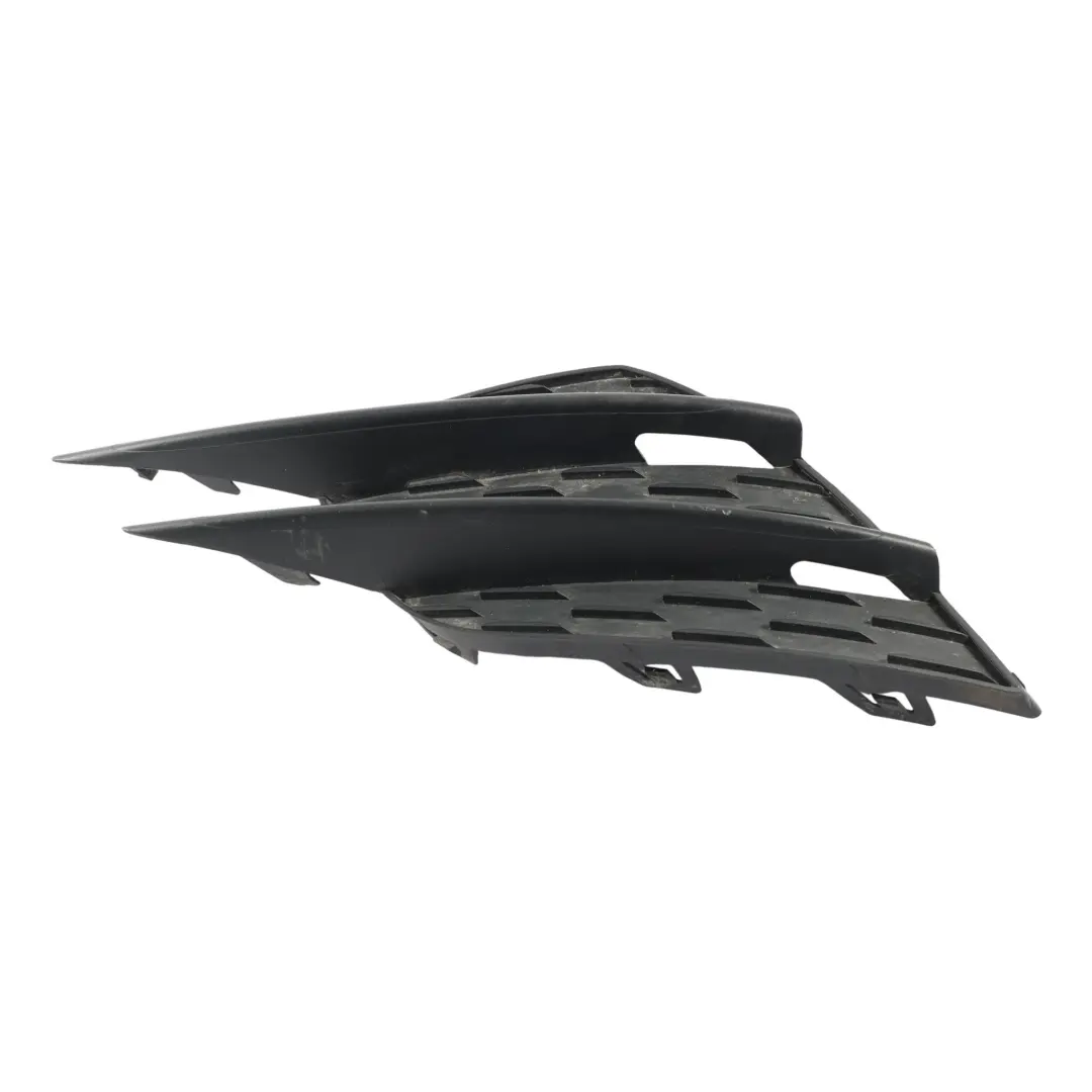 Rejilla Parachoques Delantera Izquierda para Mercedes W177 con número de pieza A1778858300 Mercedes W177 Rejilla Parachoques Delantera Izquierda - SKU A1778858300 - Número de pieza A1778858300