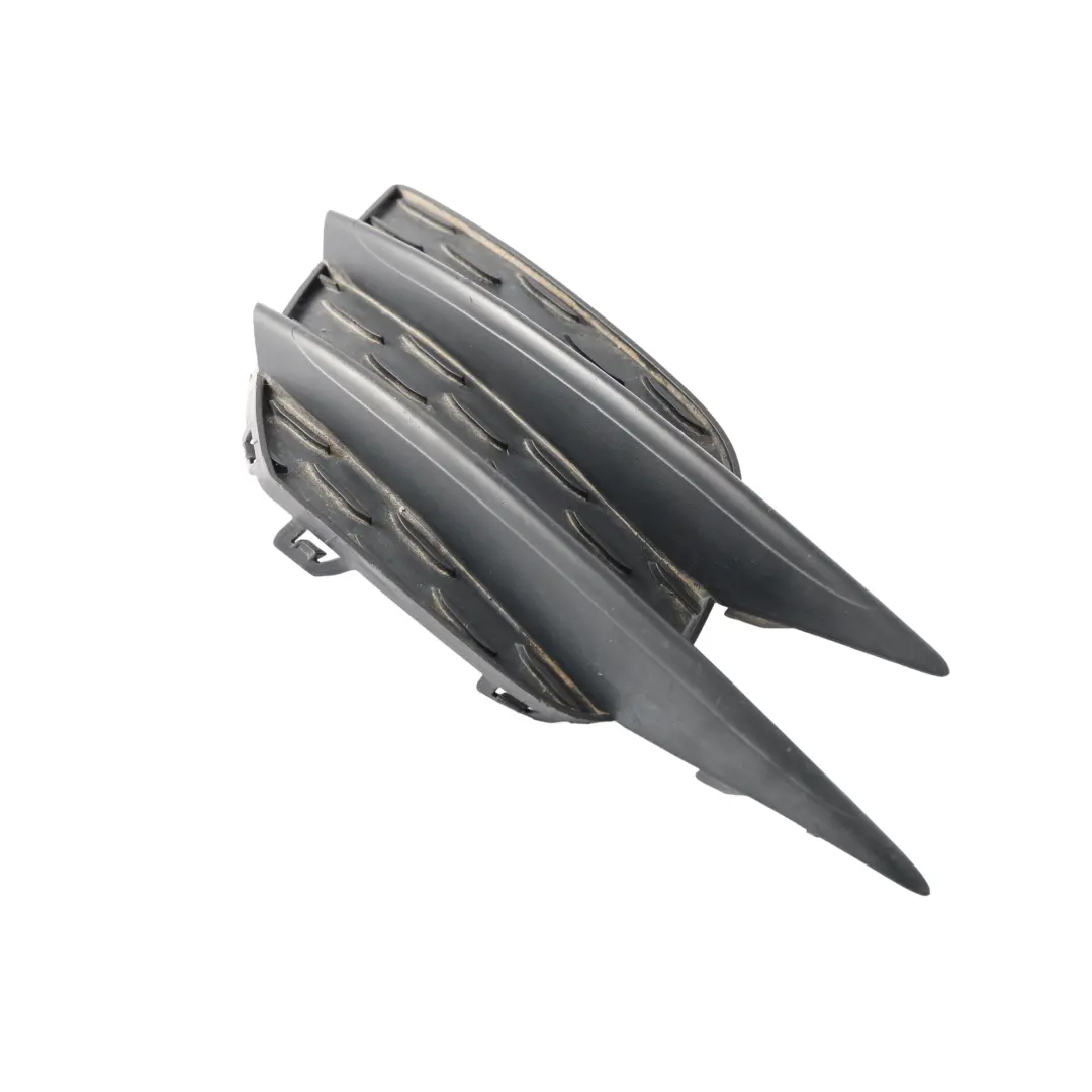 Rejilla Parachoques Delantera Izquierda para Mercedes W177 con número de pieza A1778858300 Mercedes W177 Rejilla Parachoques Delantera Izquierda - SKU A1778858300 - Número de pieza A1778858300
