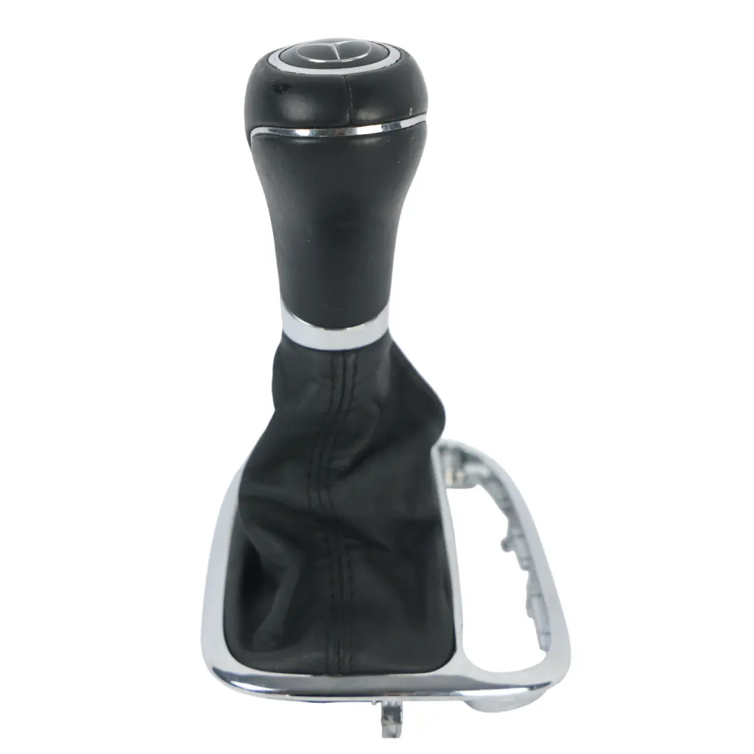 Cuffia Cambio in Pelle Leva Selettore Automatico per Mercedes C209 con numero di parte A2032671811 Mercedes C209 Cuffia Cambio in Pelle Leva Selettore Automatico - SKU A2032671811 - Numero di parte A2032671811