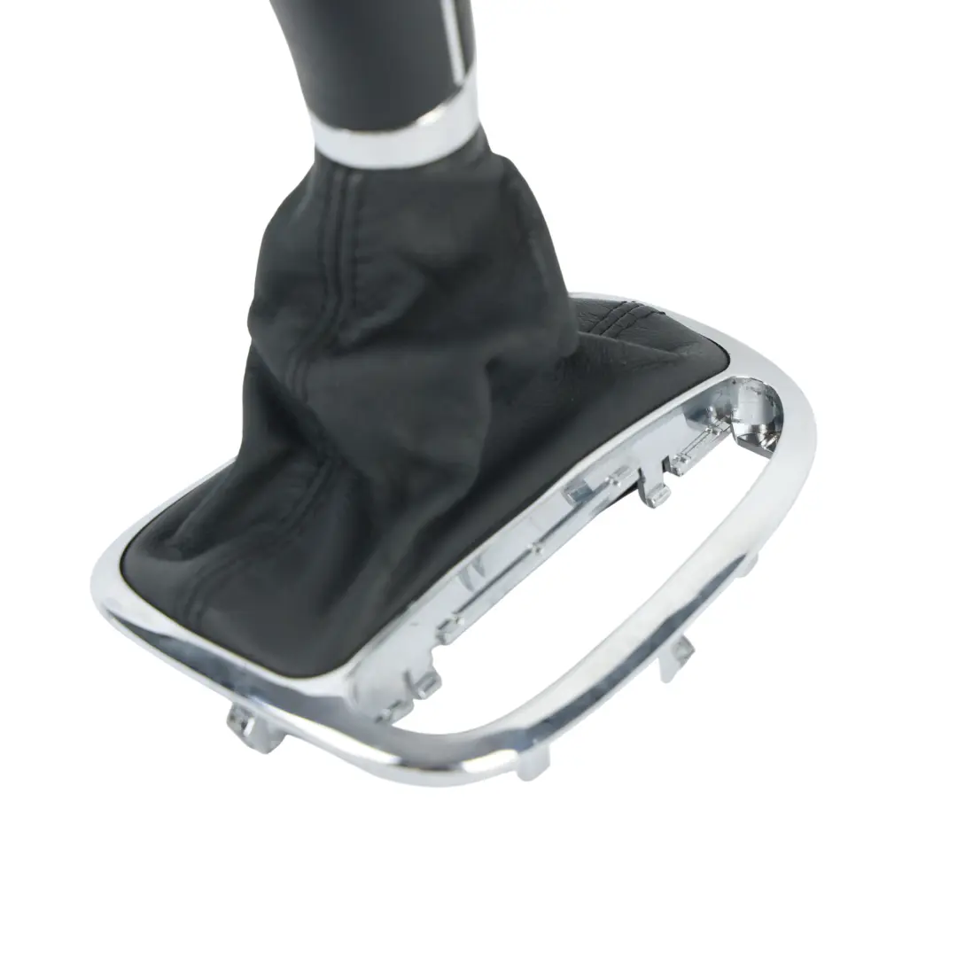 Funda Cuero Palanca Cambios Automático para Mercedes C209 con número de pieza A2032671811 Mercedes C209 Funda Cuero Palanca Cambios Automático - SKU A2032671811 - Número de pieza A2032671811