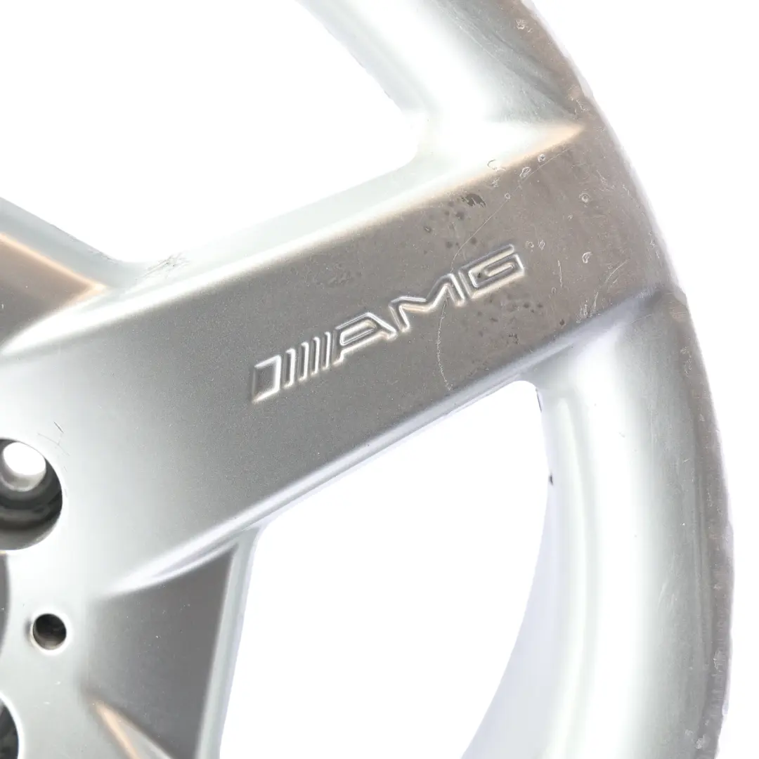 Felge Alu Hinten Silber 17" 8,5J ET:34 5-Speiche für Mercedes W203 mit Teilenummer A2034014602 Mercedes W203 Felge Alu Hinten Silber 17" 8,5J ET:34 5-Speiche - SKU A2034014602-1 - Teilenummer A2034014602