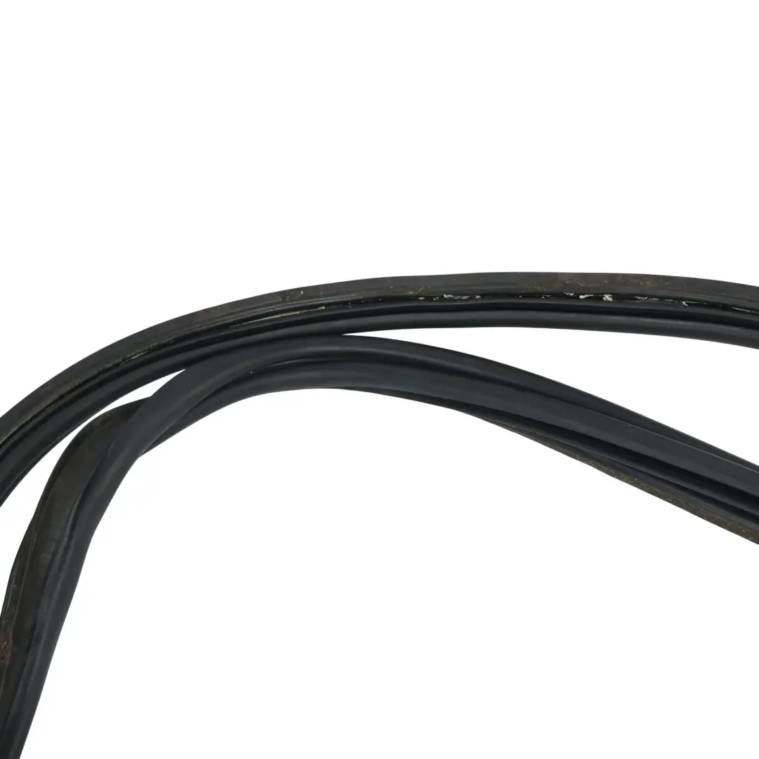 Mercedes W203 CL203 Guarnizione Gomma Bagagliaio Portellone - SKU A2037400278 - Numero di parte A2037400278