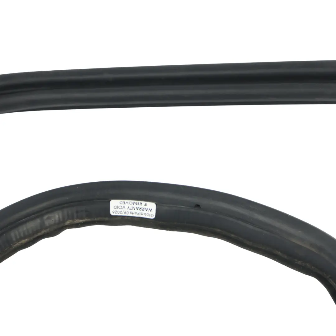 Guarnizione Gomma Bagagliaio Portellone per Mercedes W203 CL203 con numero di parte A2037400278 Mercedes W203 CL203 Guarnizione Gomma Bagagliaio Portellone - SKU A2037400278 - Numero di parte A2037400278