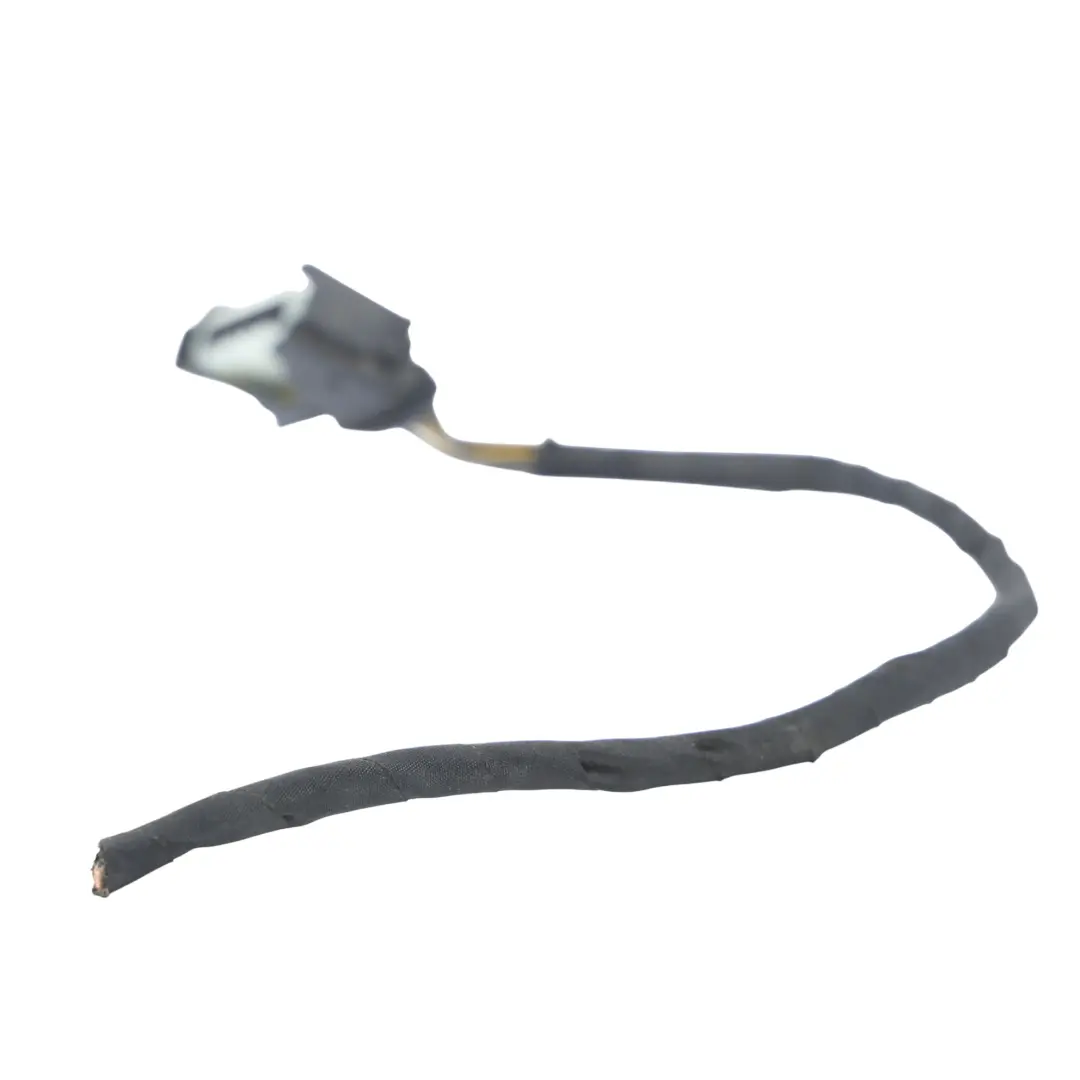 Presa Connettore Cavo Faro Sinistro per Mercedes CL203 con numero di parte A2038200759 Mercedes CL203 Presa Connettore Cavo Faro Sinistro - SKU A2038200759-2 - Numero di parte A2038200759