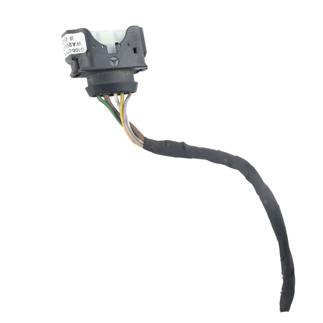 Presa Connettore Cavo Faro Destro per Mercedes CL203 con numero di parte A2038200859 Mercedes CL203 Presa Connettore Cavo Faro Destro - SKU A2038200859-2 - Numero di parte A2038200859