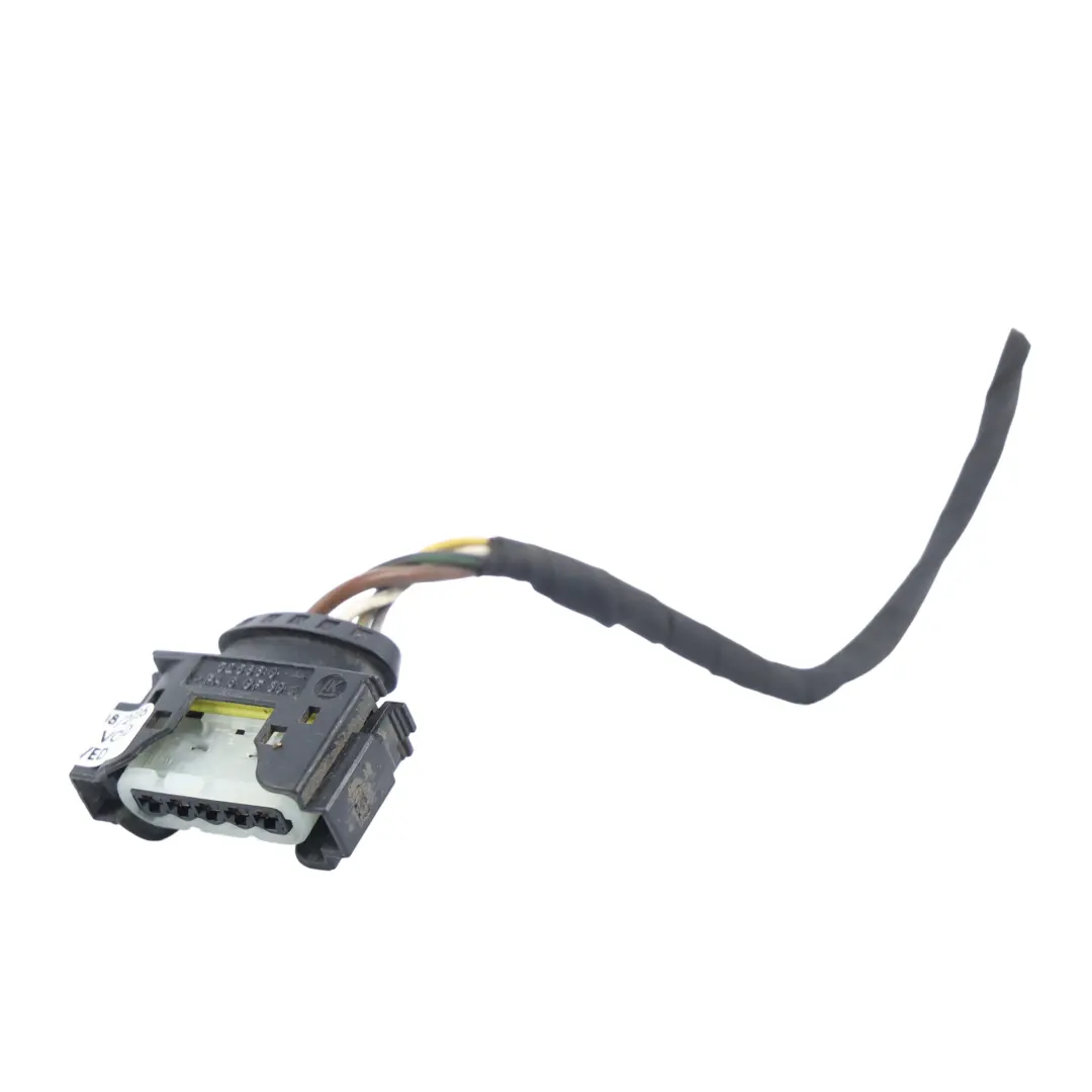 Presa Connettore Cavo Faro Destro per Mercedes CL203 con numero di parte A2038200859 Mercedes CL203 Presa Connettore Cavo Faro Destro - SKU A2038200859-2 - Numero di parte A2038200859