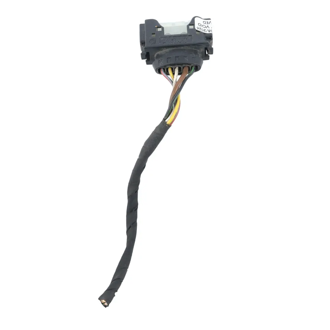 Presa Connettore Cavo Faro Destro per Mercedes CL203 con numero di parte A2038200859 Mercedes CL203 Presa Connettore Cavo Faro Destro - SKU A2038200859-2 - Numero di parte A2038200859