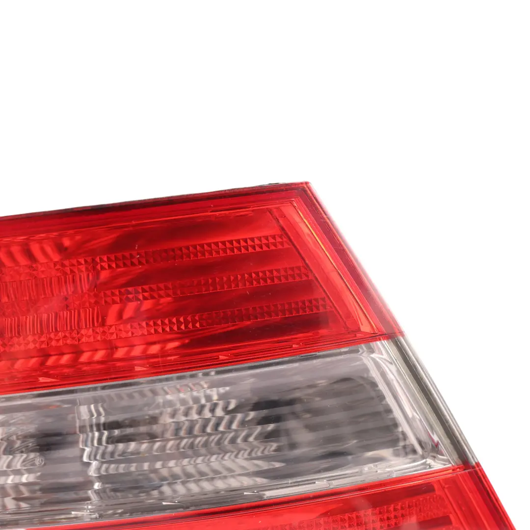 Fanale posteriore Mercedes CL203 posteriore sinistro lampada Silver 775 per con numero di parte A2038205164 Fanale posteriore Mercedes CL203 posteriore sinistro lampada Silver 775 - SKU A2038205164-IRS - Numero di parte A2038205164