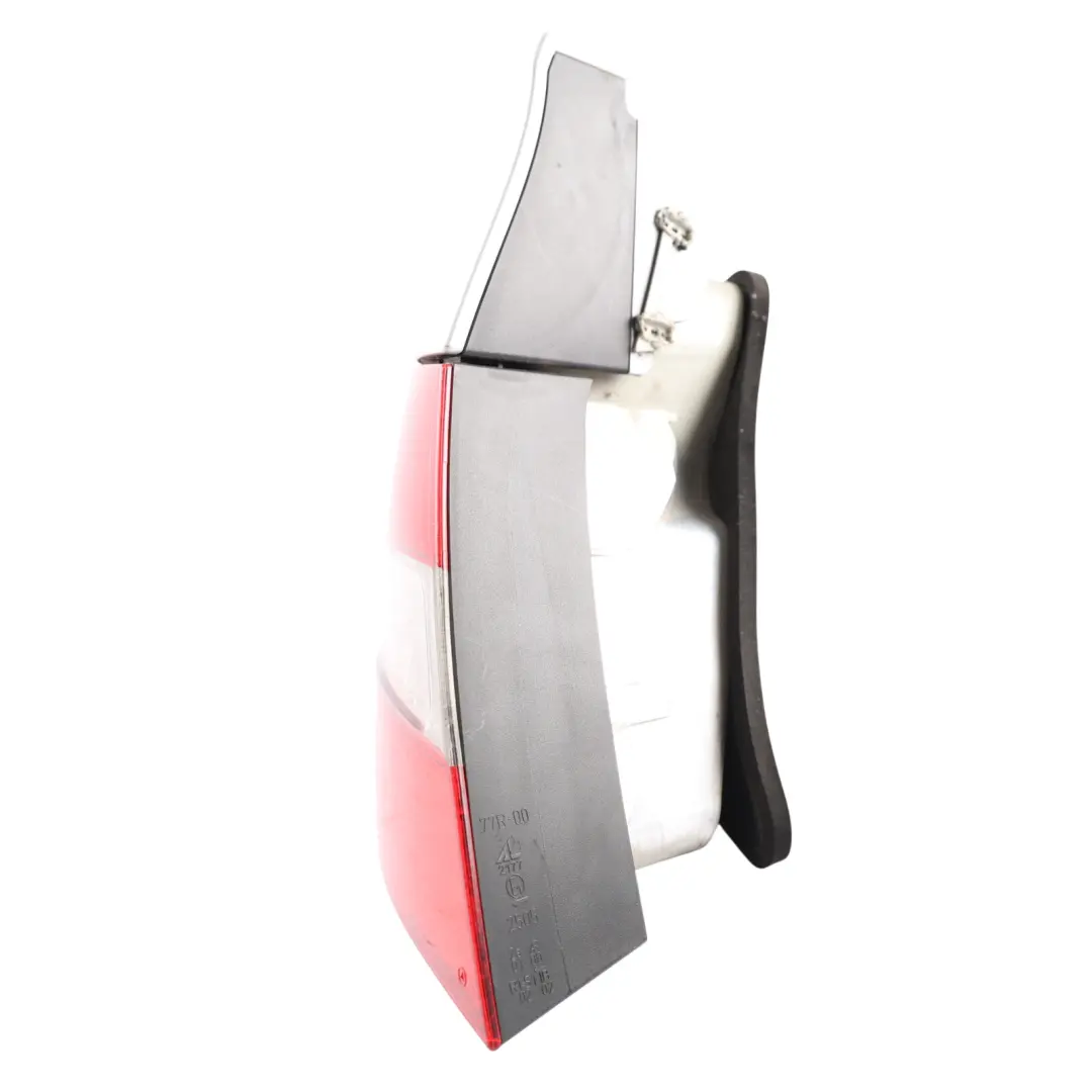  Fanale posteriore Mercedes CL203 posteriore sinistro lampada Silver 775 - SKU A2038205164-IRS - Numero di parte A2038205164