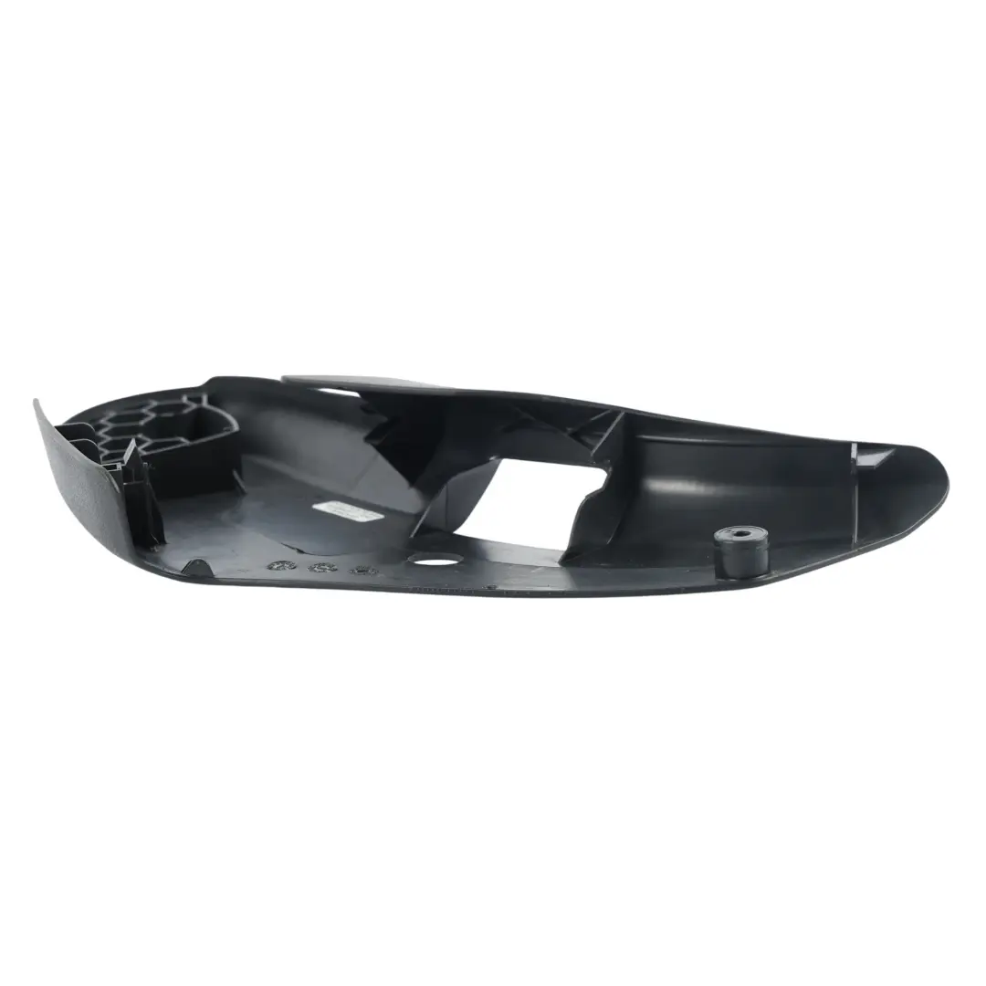 Cubierta Base Asiento Derecho A2039184730 para Mercedes W203 con número de pieza A2039184830 Mercedes W203 Cubierta Base Asiento Derecho A2039184730 - SKU A2039184830 - Número de pieza A2039184830