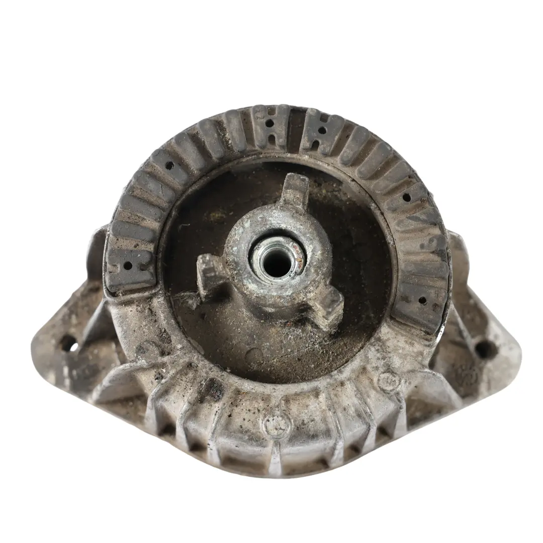 Motorlager Halter Links für Mercedes C218 W204 S212 W212 mit Teilenummer A2042404817 Mercedes C218 W204 S212 W212 Motorlager Halter Links - SKU A2042404817 - Teilenummer A2042404817