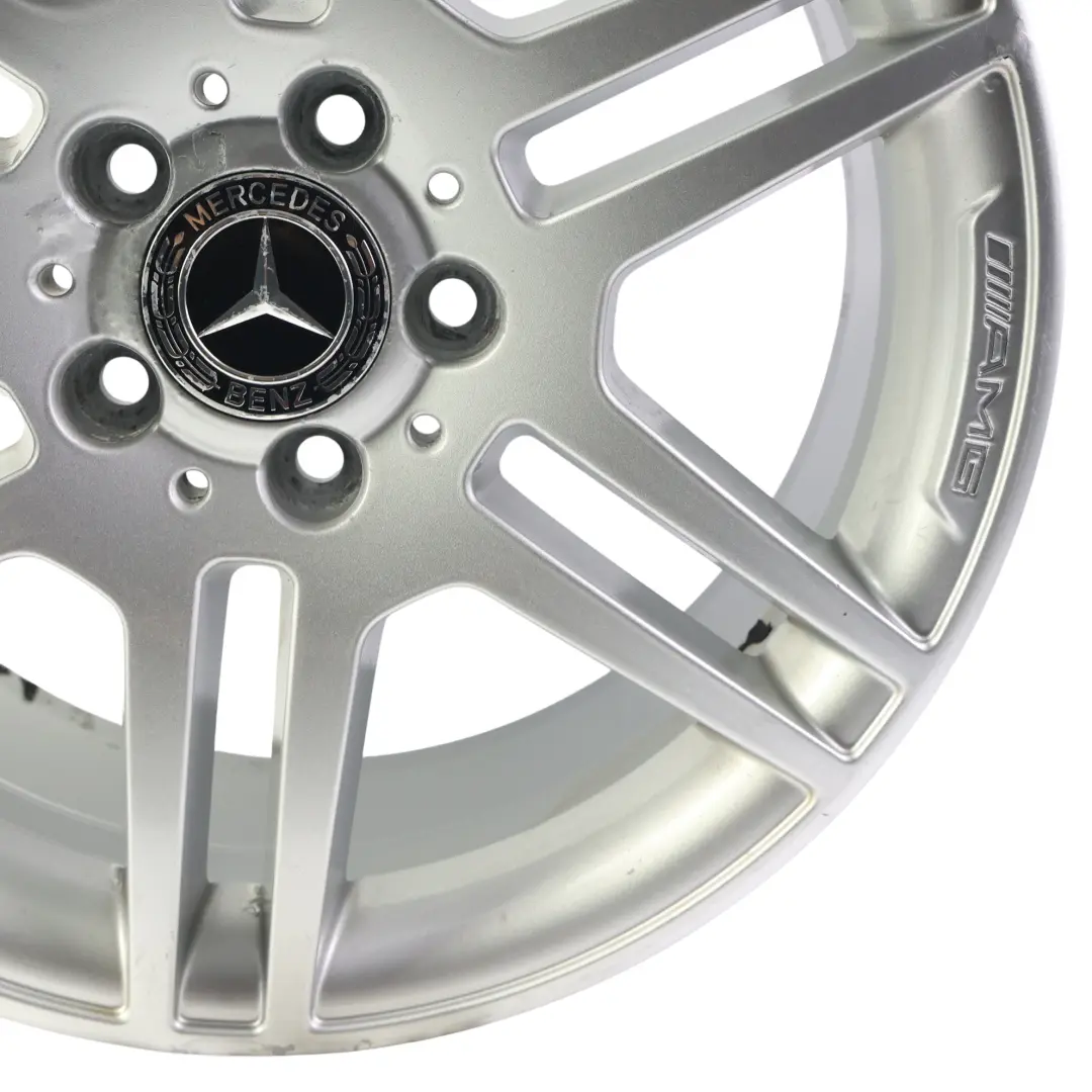 C-Klasse W204 AMG Silber Alufelge Alu Felge 17" ET:58 8,5J für Mercedes mit Teilenummer A2044014602 Mercedes C-Klasse W204 AMG Silber Alufelge Alu Felge 17" ET:58 8,5J - SKU A2044014602-4 - Teilenummer A2044014602