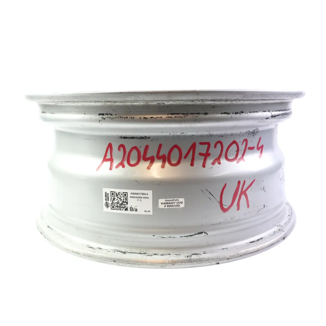 Srebrna Felga Aluminiowa 16" ET:43 7J do Mercedes W204 o numerze A2044017202 Mercedes W204 Srebrna Felga Aluminiowa 16" ET:43 7J - SKU A2044017202-4 - Numer Części A2044017202
