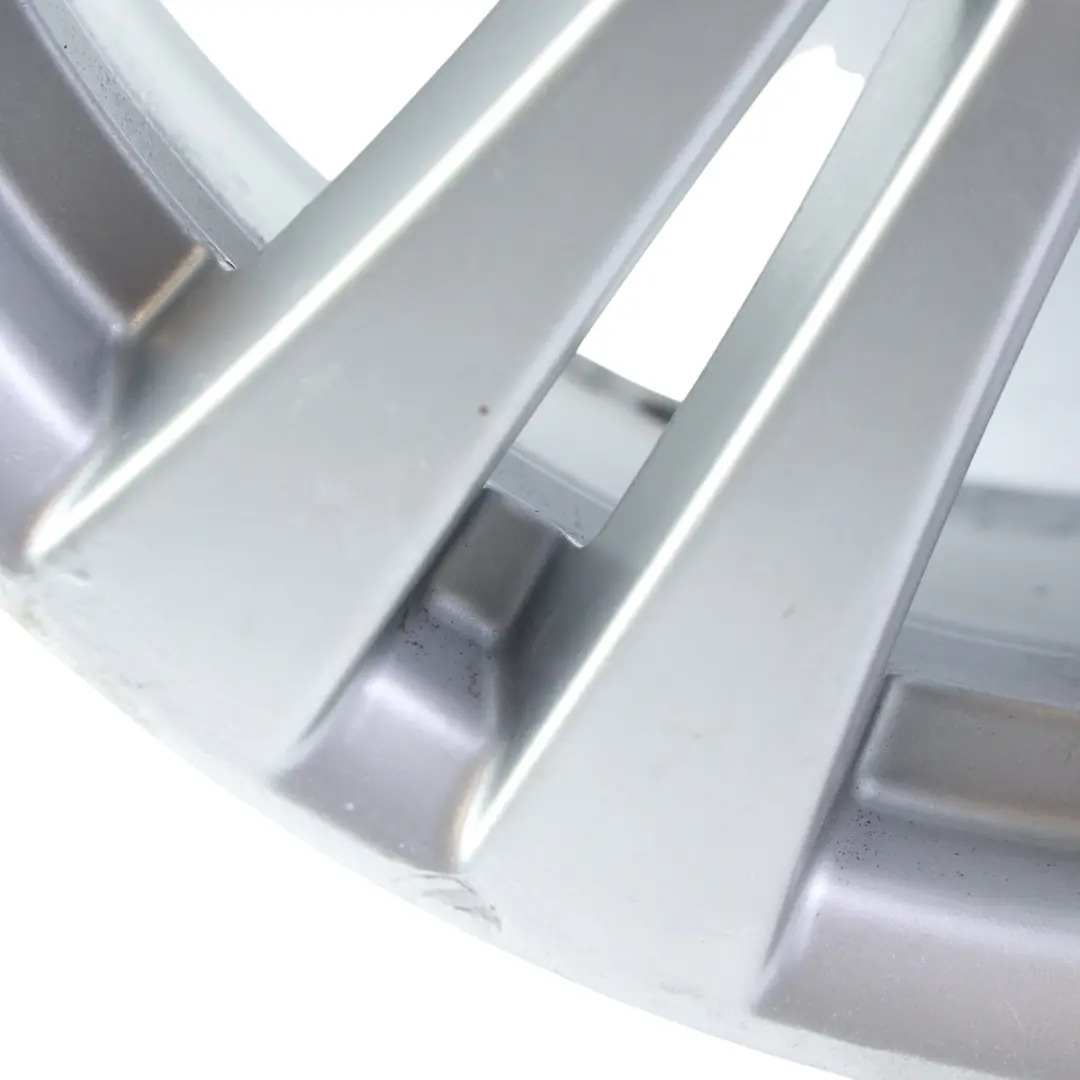 Cerchio Ruota Lega Argento 17" 7,5J ET:47 per Mercedes W204 con numero di parte A2044017402 Mercedes W204 Cerchio Ruota Lega Argento 17" 7,5J ET:47 - SKU A2044017402-2 - Numero di parte A2044017402