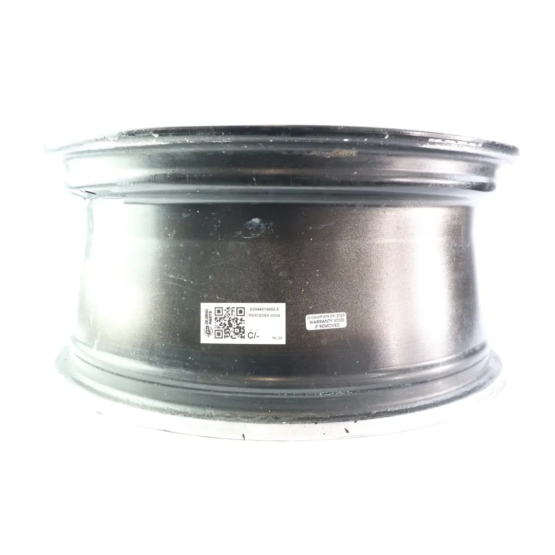Felga Aluminiowa Czarna 17" 7.5J ET:47 do Mercedes W204 AMG o numerze A2044019602 Mercedes W204 AMG Felga Aluminiowa Czarna 17" 7.5J ET:47 - SKU A2044019602-5 - Numer Części A2044019602