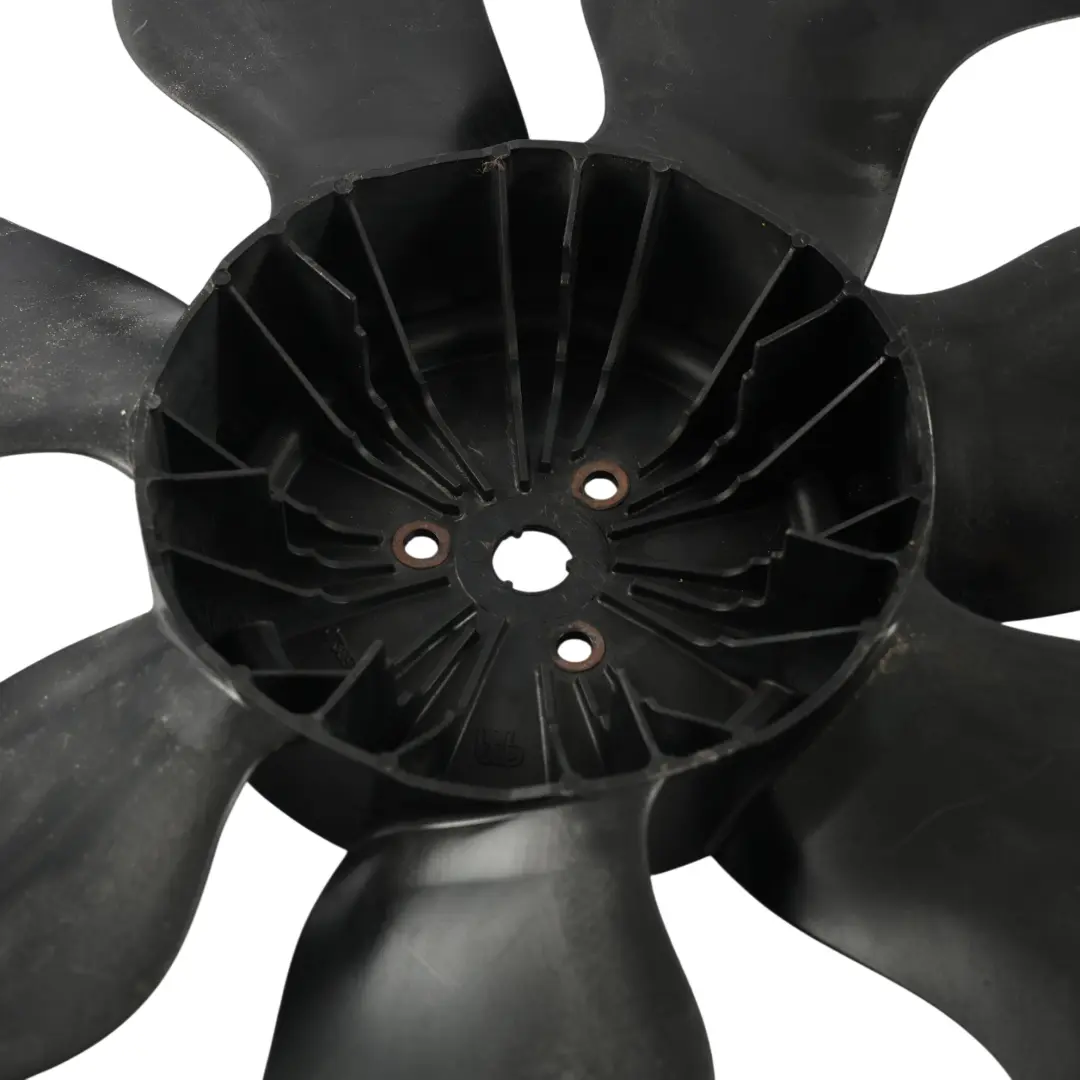 Moteur Ventilateur Refroidissement Radiateur pour Mercedes W204 W212 à propos du numéro de pièce A2045000393 Mercedes W204 W212 Moteur Ventilateur Refroidissement Radiateur - SKU A2045000393-4 - Numéro de pièce A2045000393