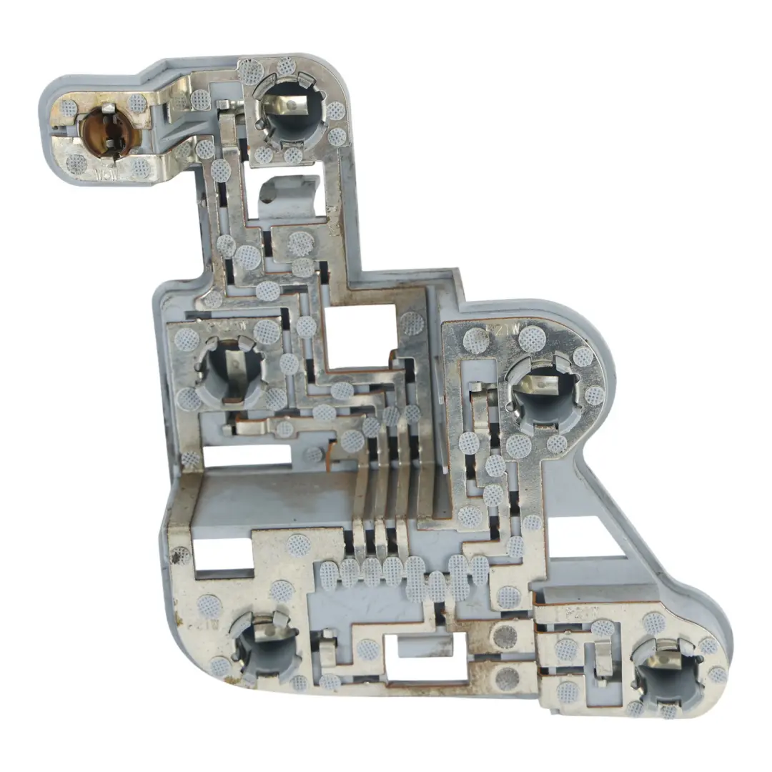Support Ampoule Feu Arrière Gauche pour Mercedes W204 à propos du numéro de pièce A2048200177 Mercedes W204 Support Ampoule Feu Arrière Gauche - SKU A2048200177 - Numéro de pièce A2048200177