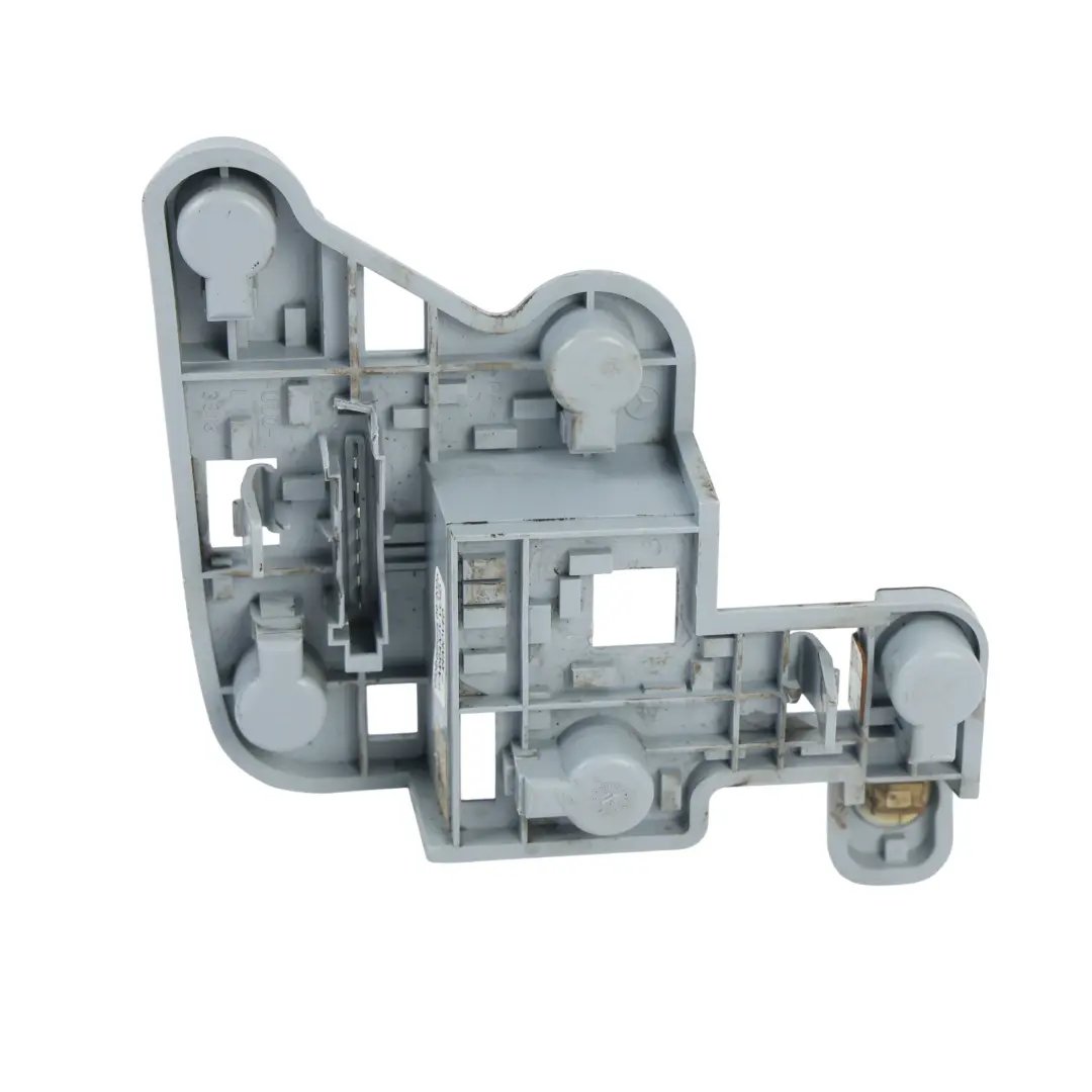Mercedes W204 Support Ampoule Feu Arrière Gauche - SKU A2048200177 - Numéro de pièce A2048200177