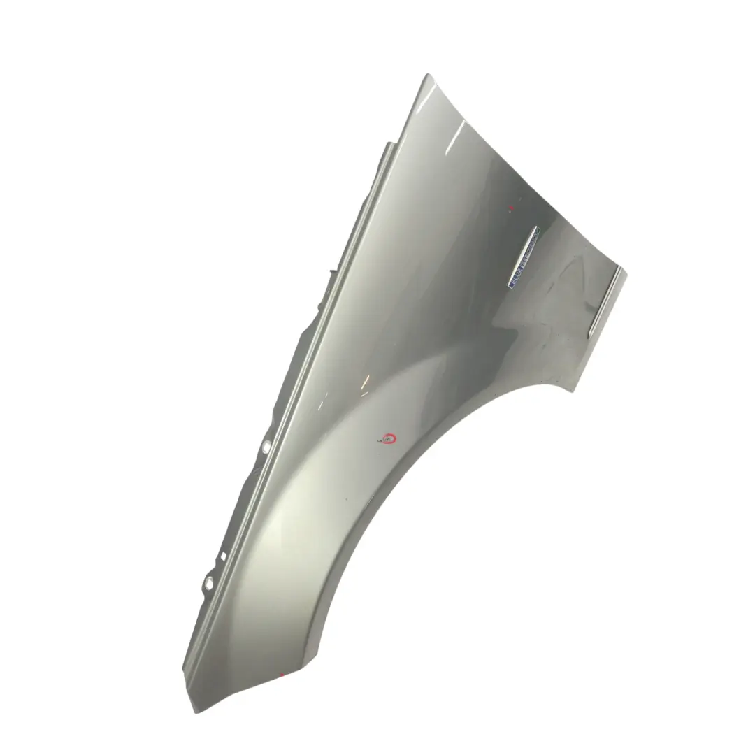 Mercedes W204 Panel Lateral Aleta Delantero Izquierdo Plata Paladio 792 - SKU A2048801318-PAL2 - Número de pieza A2048801318